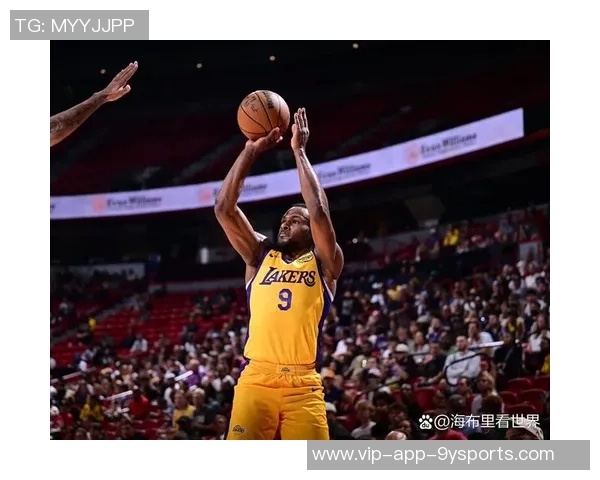 夸梅表示布朗尼若能掌握我的技巧将有机会上ESPN集锦否则应接受批评