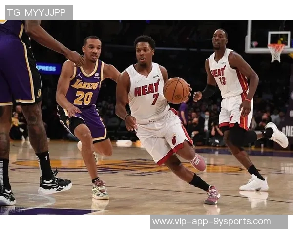 独行侠对阵森林狼克莱因因左膝酸痛出战成疑场均117分能否继续贡献